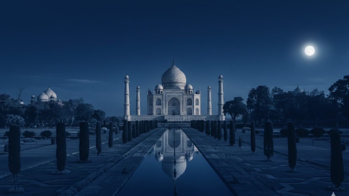 Taj Mahal glowing in moonlight