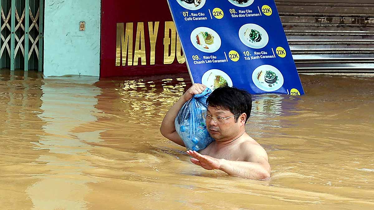 Vietnam historic flooding  
