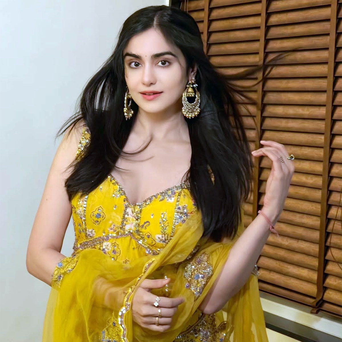 अदा शर्मा