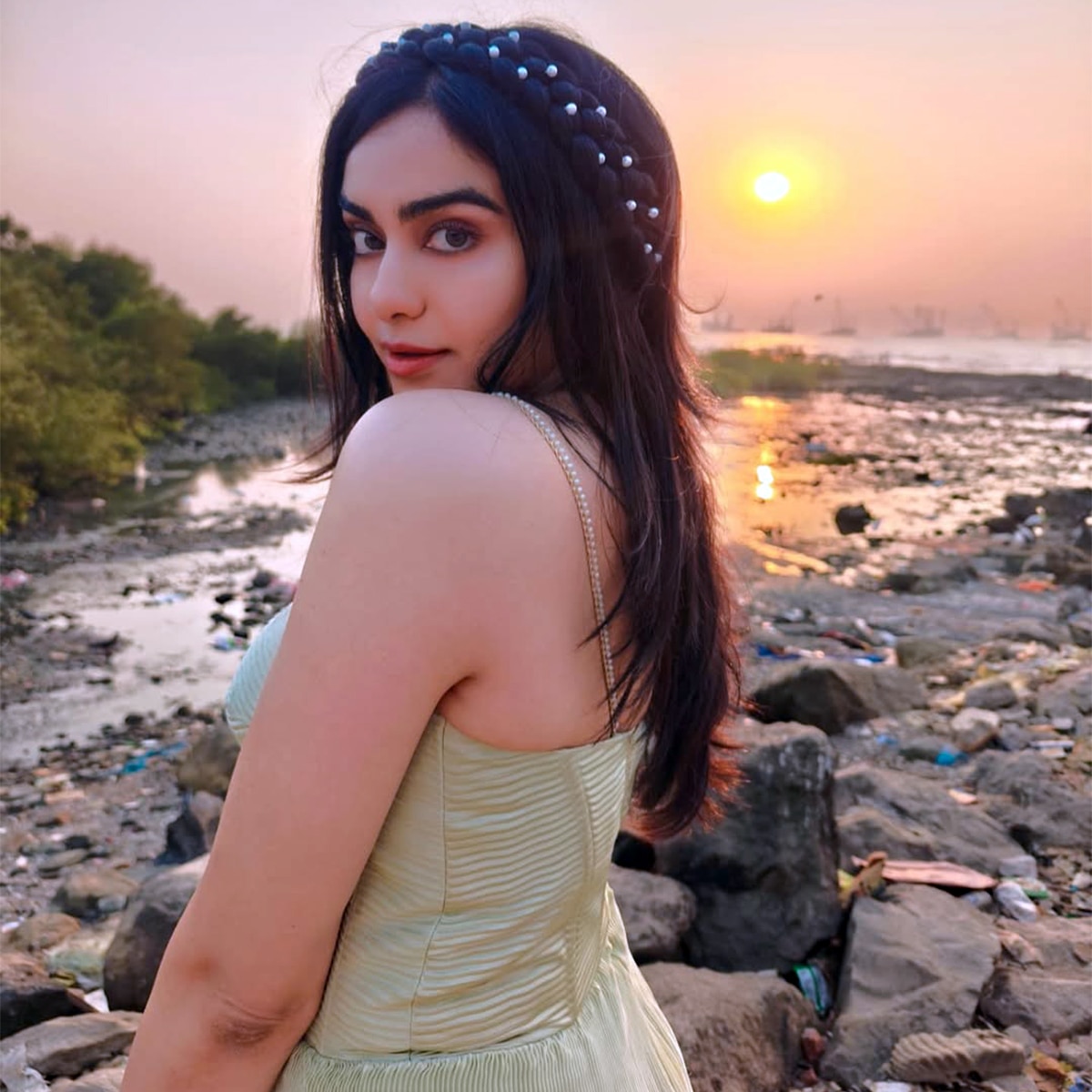 अदा शर्मा