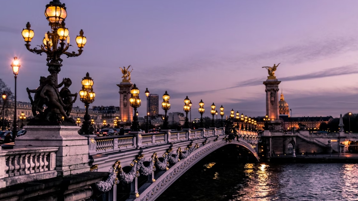Paris romantic travel