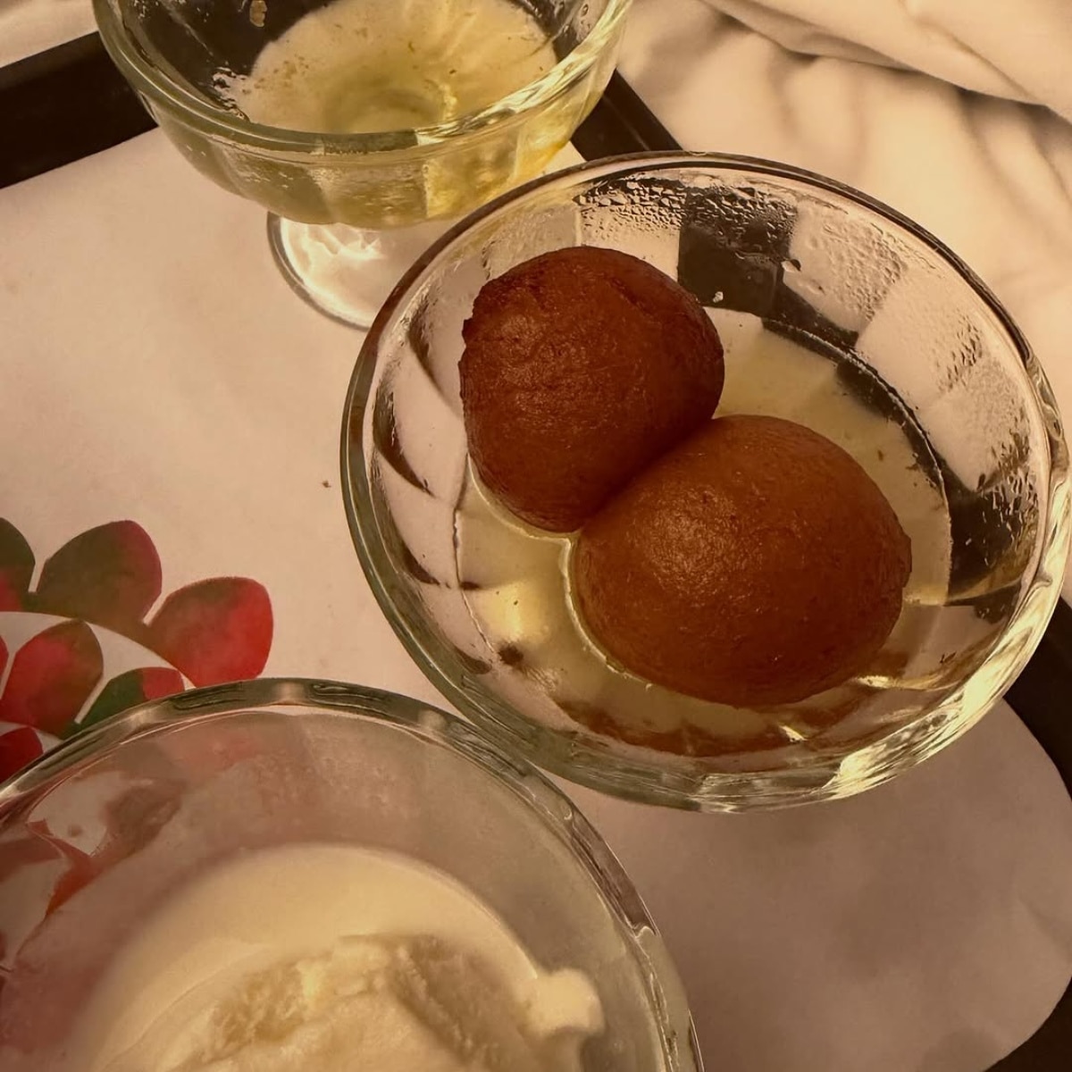 सोनारिका भदौरिया ने शेयर की फोटोज