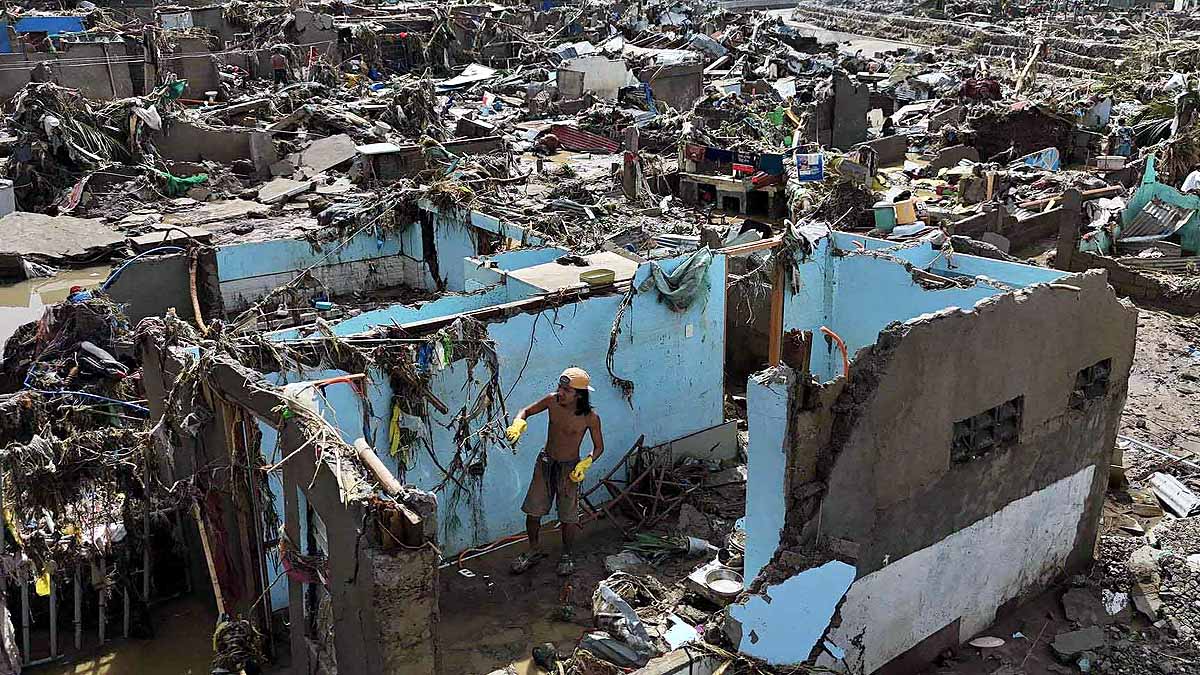Typhoon Kalmaegi Philippines