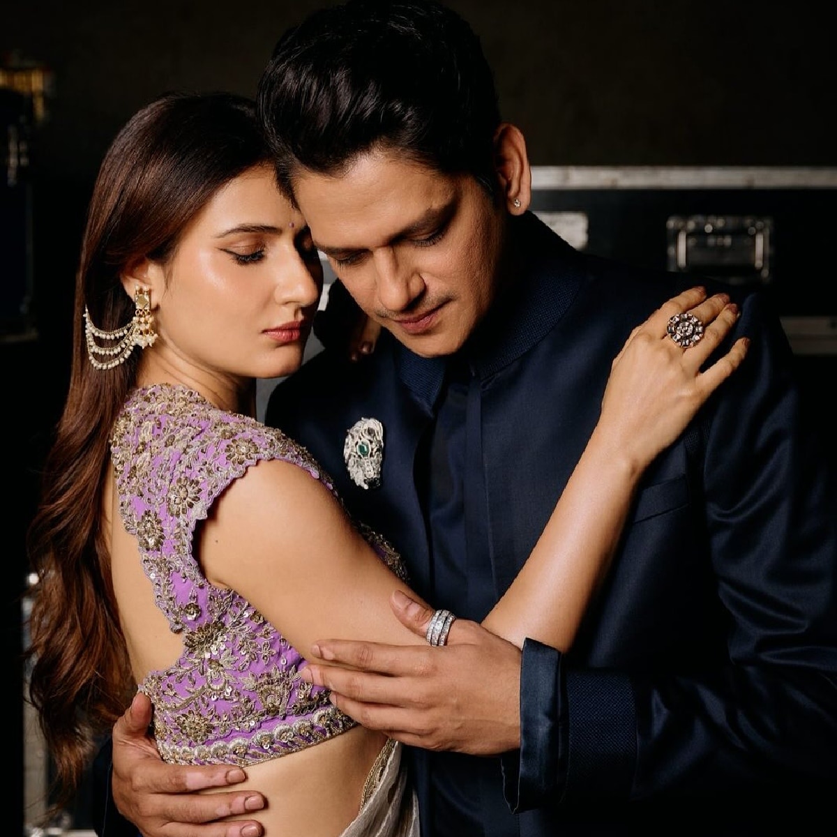 विजय और फातिमा (Photo: Instagram @manishmalhotra05)