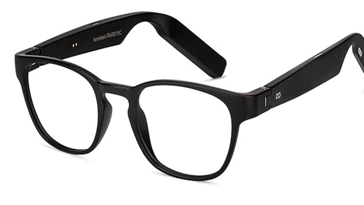 4 हजार रुपये का हाईटेक चश्मा 