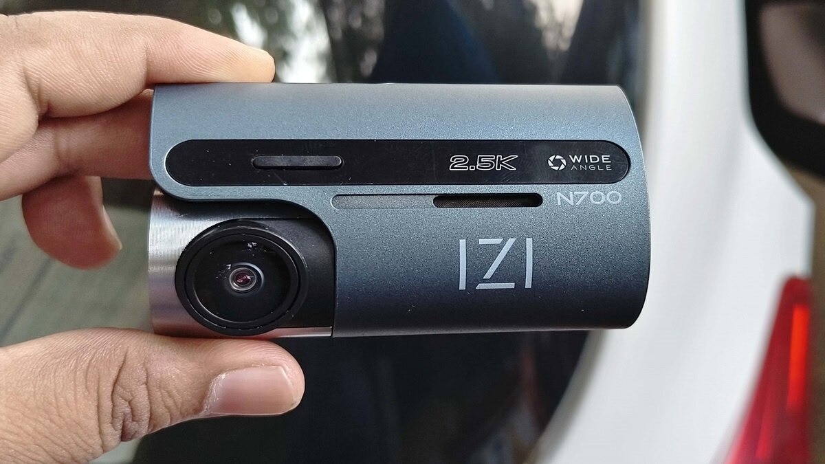 IZI dash cam price 