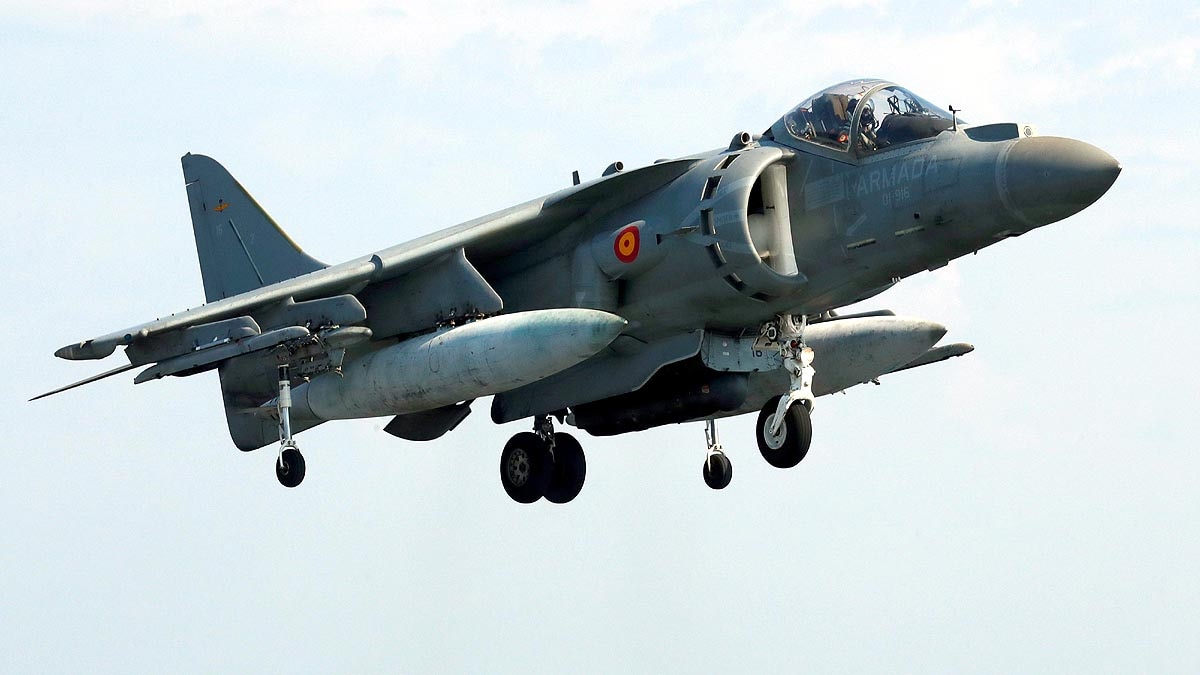 AV-8B Harrier II Fighter Jet