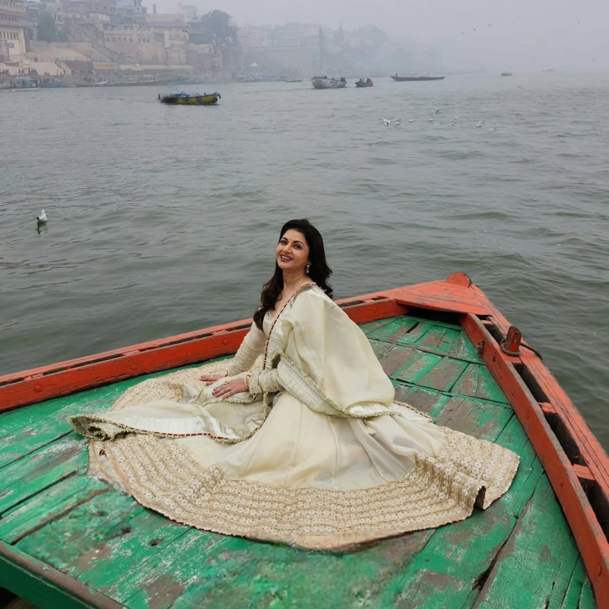 भाग्यश्री (Photo: Instagram @bhagyashree.online)