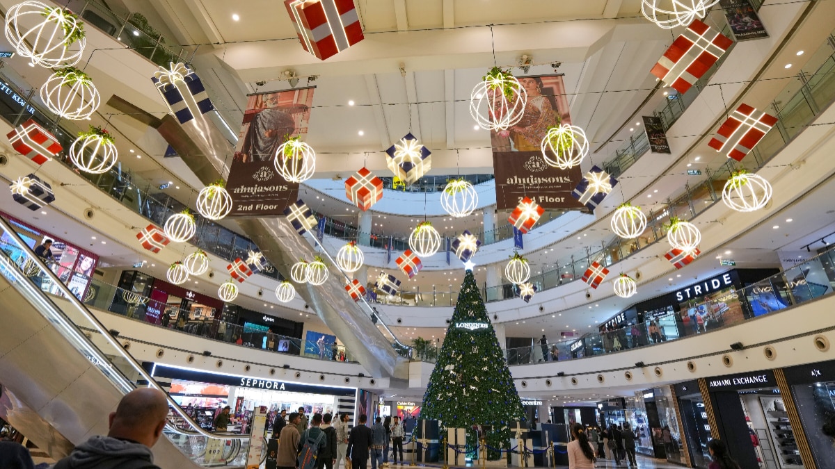 दुनिया क्रिसमस के लिए तैयार