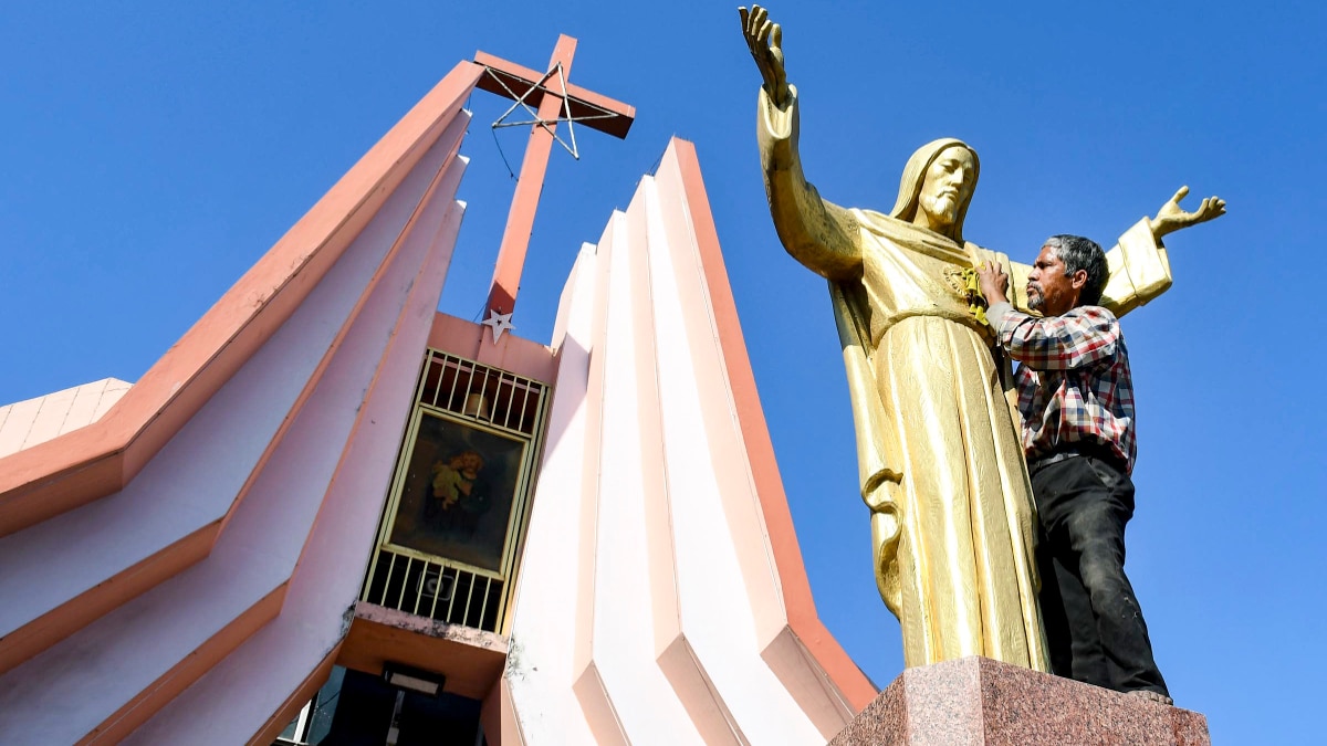 दुनिया क्रिसमस के लिए तैयार