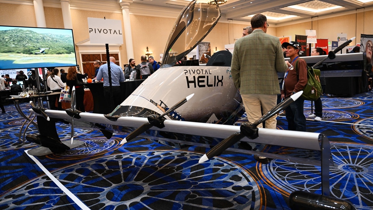 फ्लाइंस कार्स की दिखेगी ज्यादा संख्या  