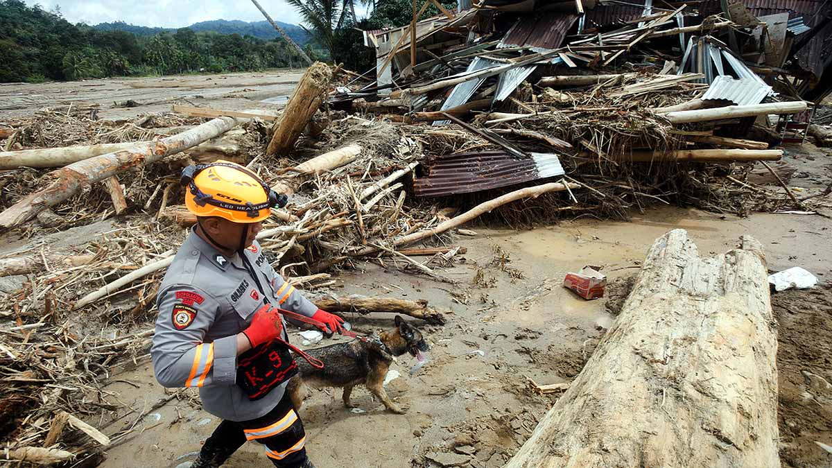Indonesia Sumatra Flooding