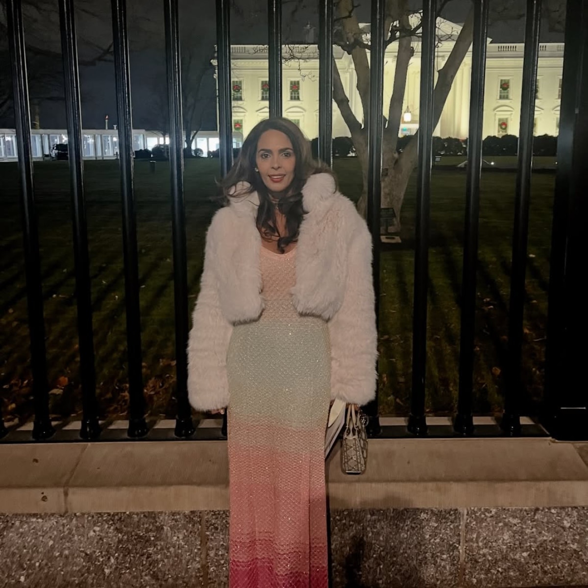 मल्लिका शेरावत (Photo: Instagram @mallikasherawat)