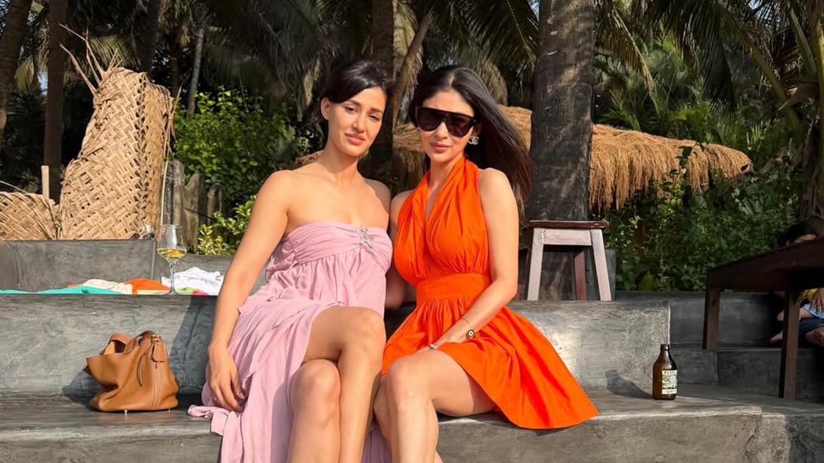 mouni roy disha patani