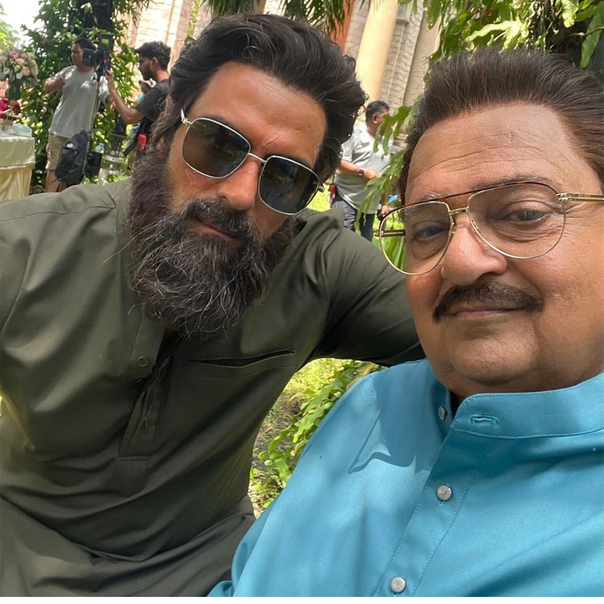 राकेश बेदी 