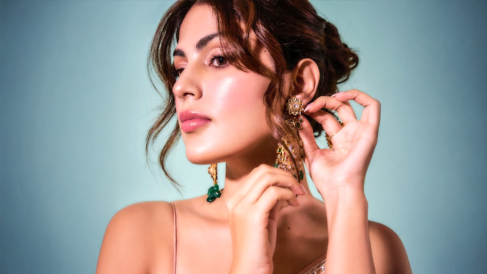  रिया चक्रवर्ती