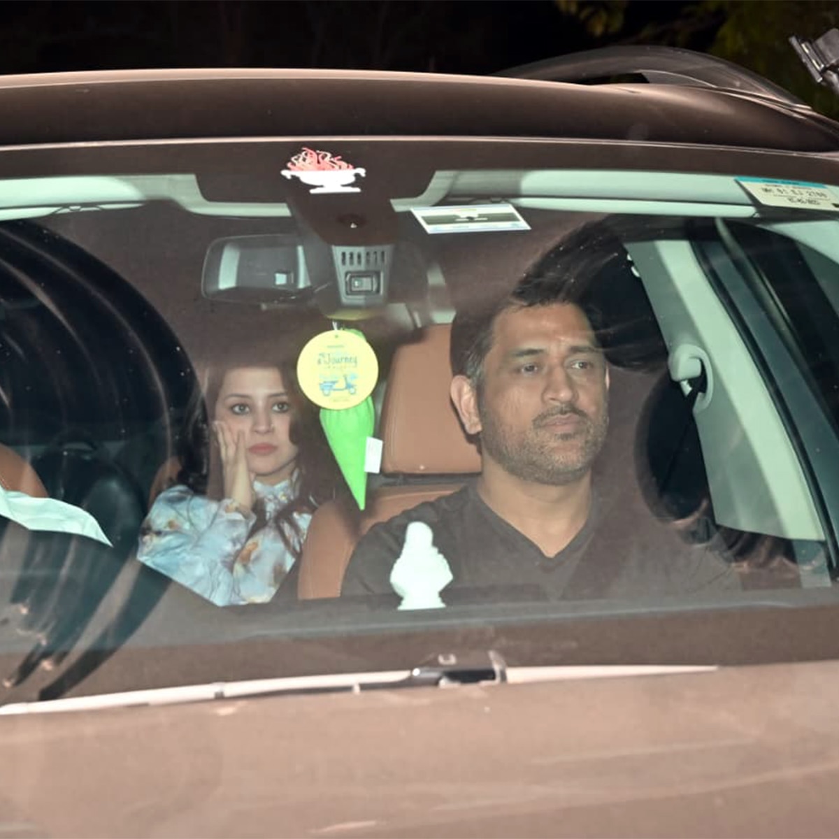 एम एस धोनी 