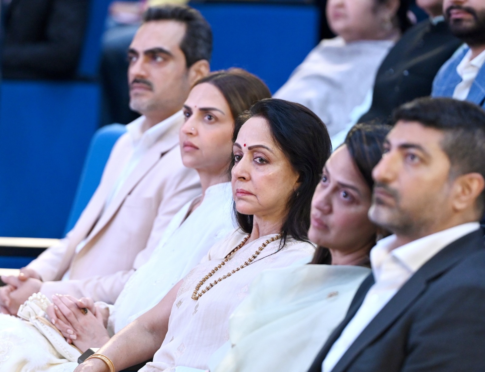 Dharmendra Prayer meet