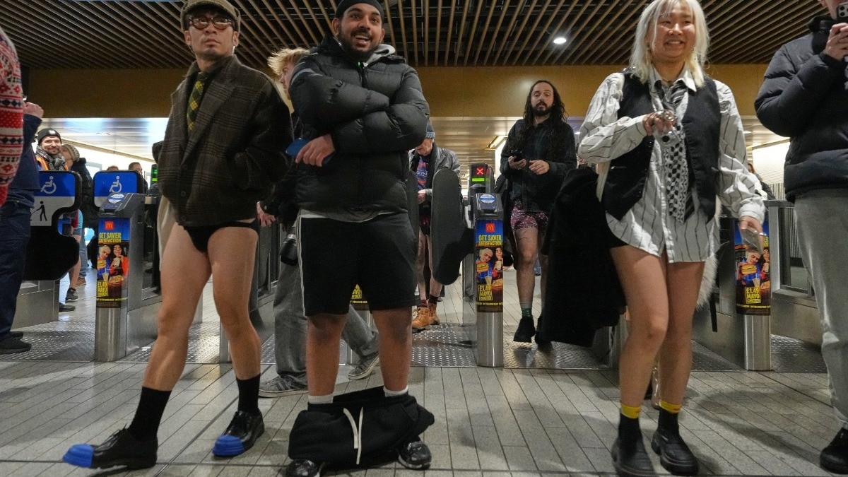  No Trousers Tube Ride London