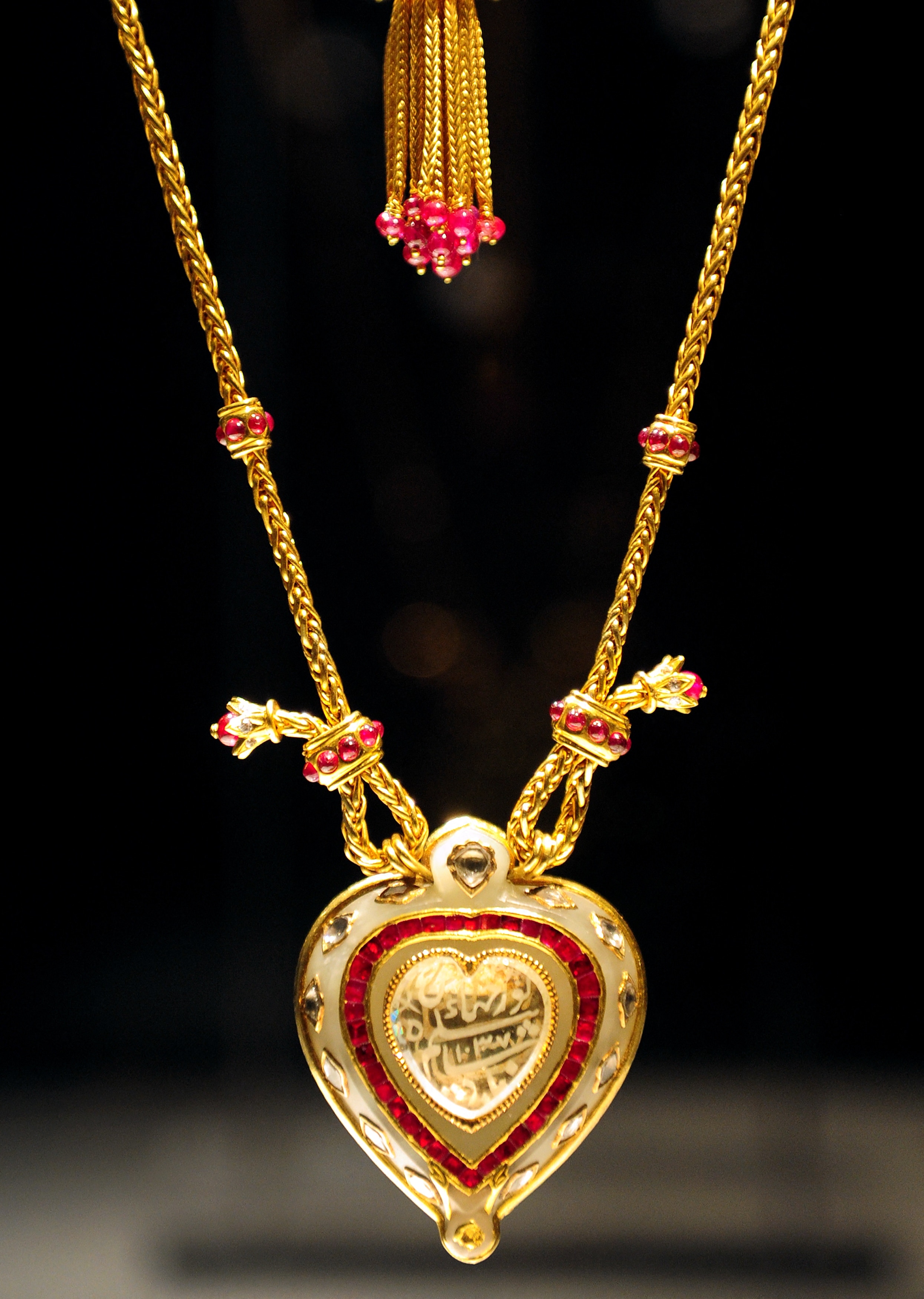 ताज महल डायमंड नेकलेस