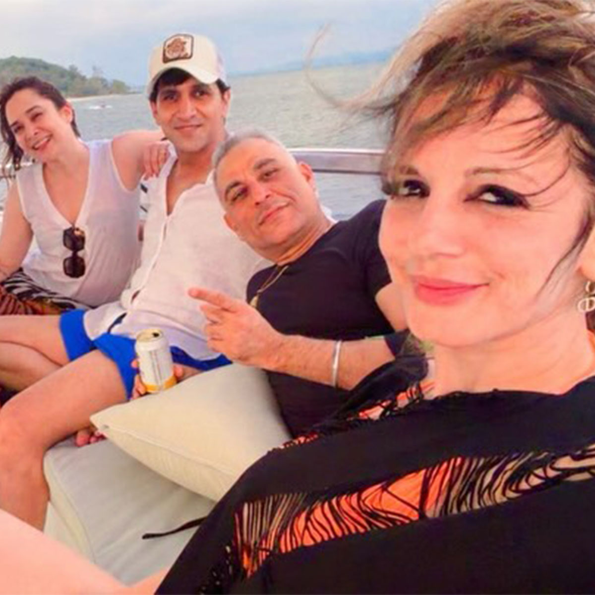 hrithik roshan birthday celebration