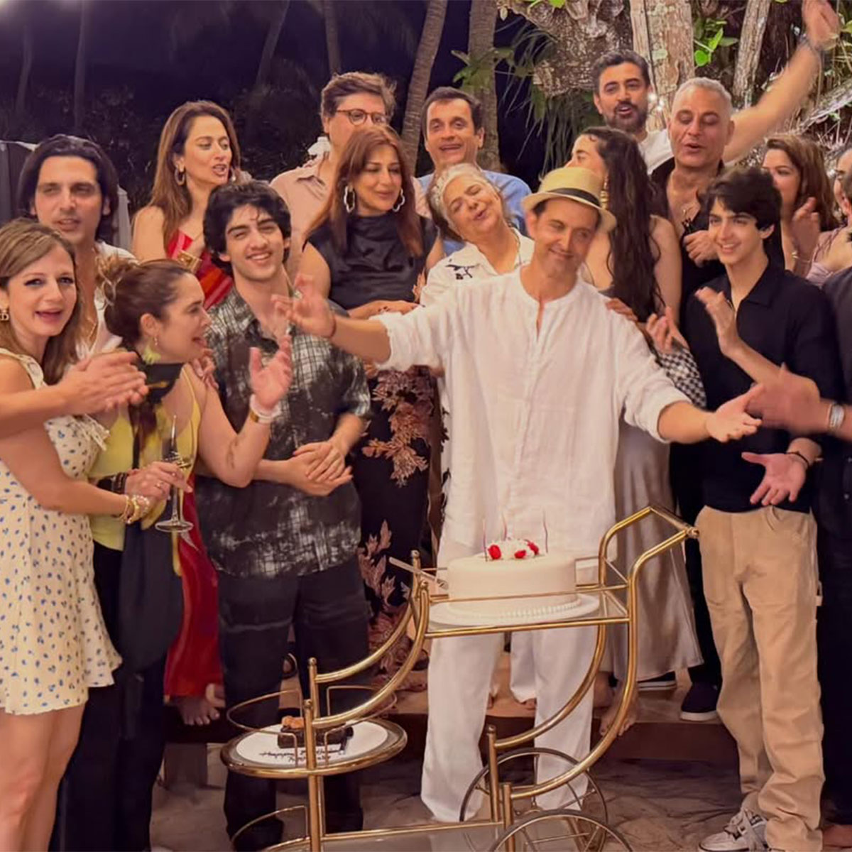 hrithik roshan birthday celebration