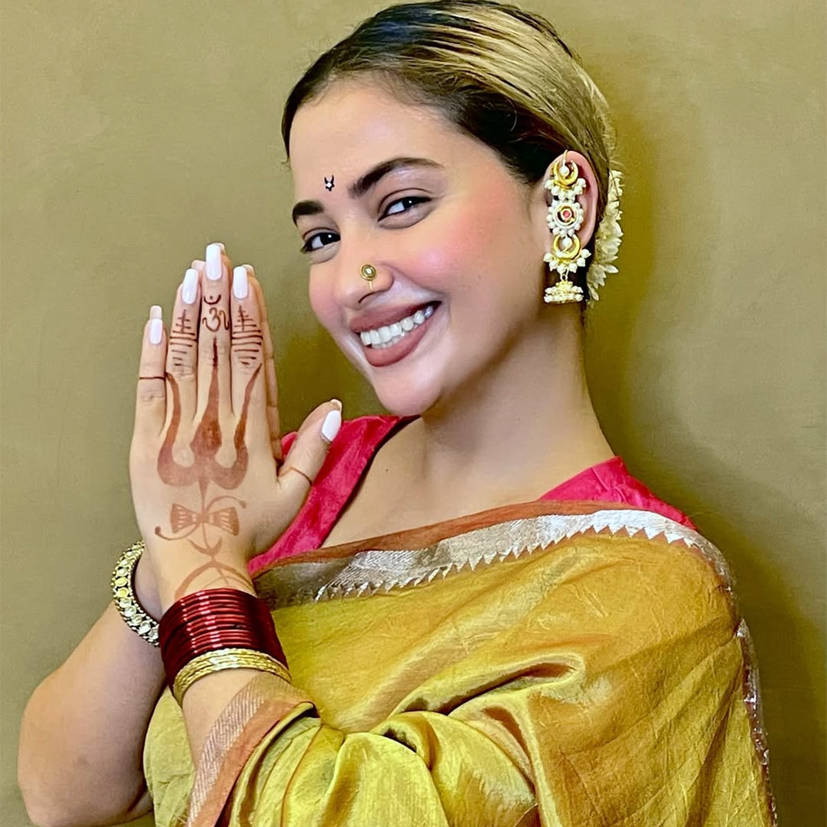 Afghanistani model Sadaf Shankar