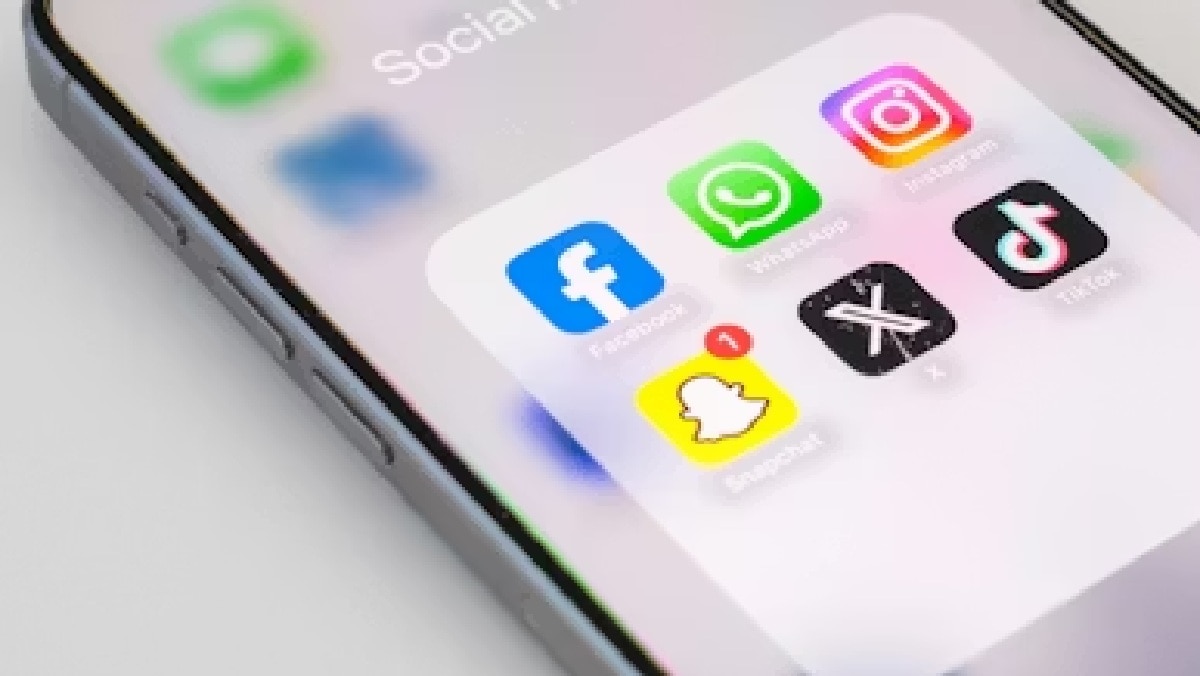 Snapchat Family Center update