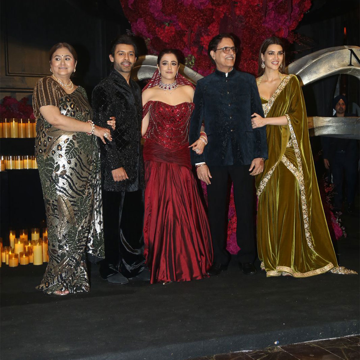 नूपुर सेनन-स्टेबिन बेन-कृति सेनन