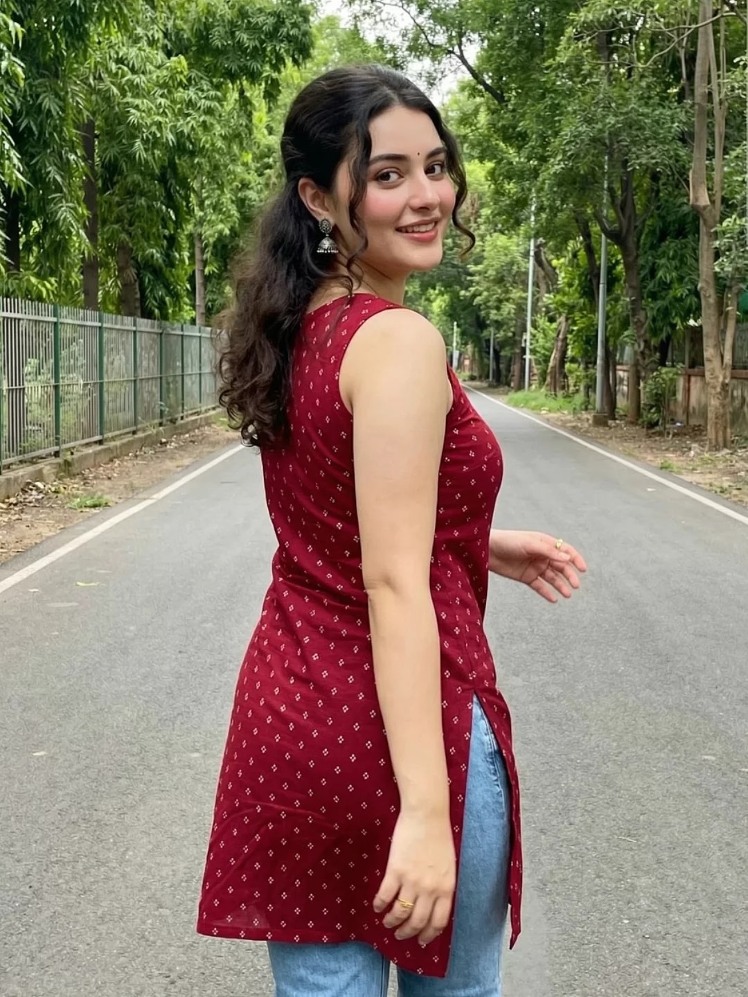 beautiful girl Aira Rawat viral in ICC T20 World Cup