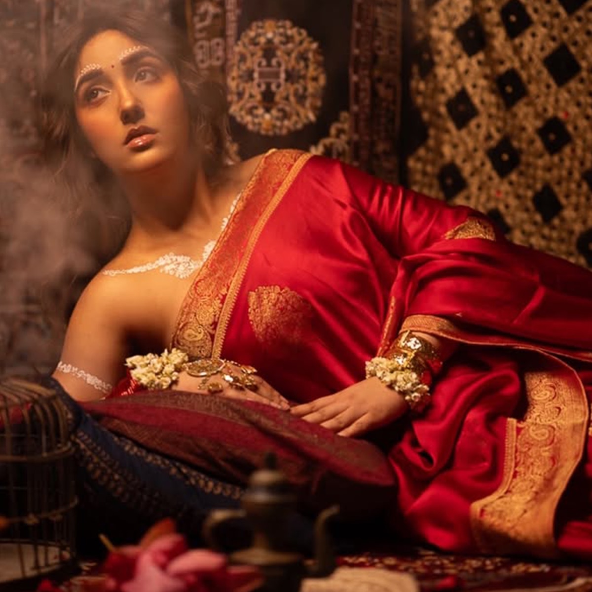   ashnoor kaur bold look