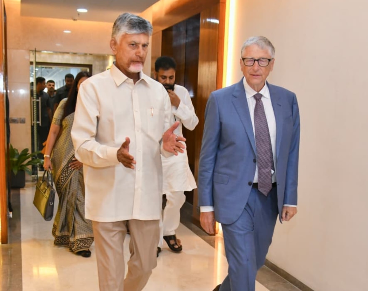 CM नायडू ने किया गेट्स को रिसीव