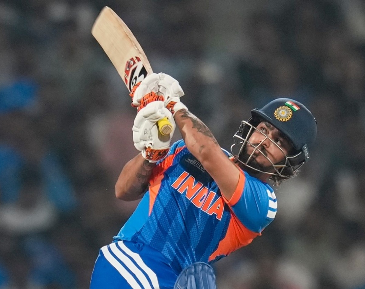 63 करोड़ की संपत्ति है ईशान के पास!