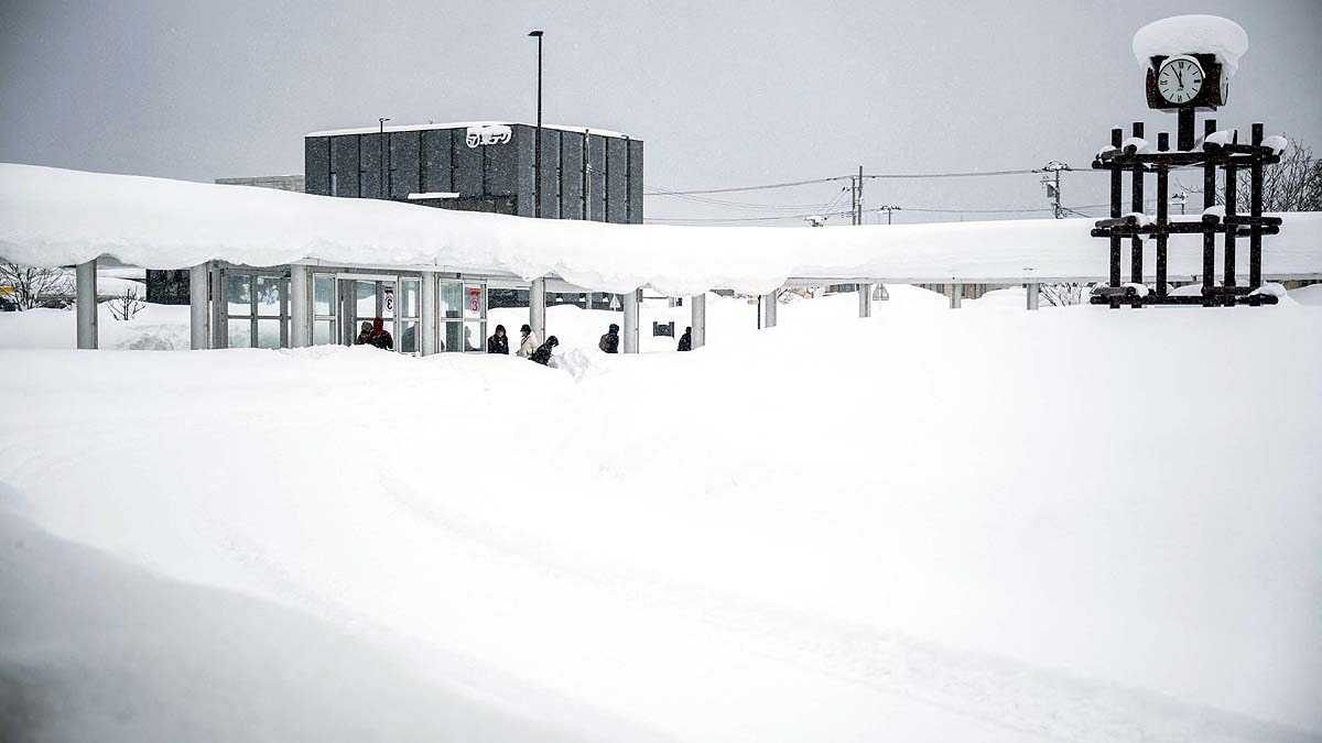 Japan Record Snowfall