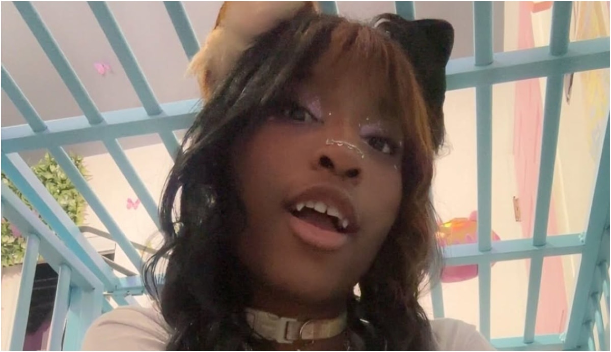 woman identifies as dog lifestyle