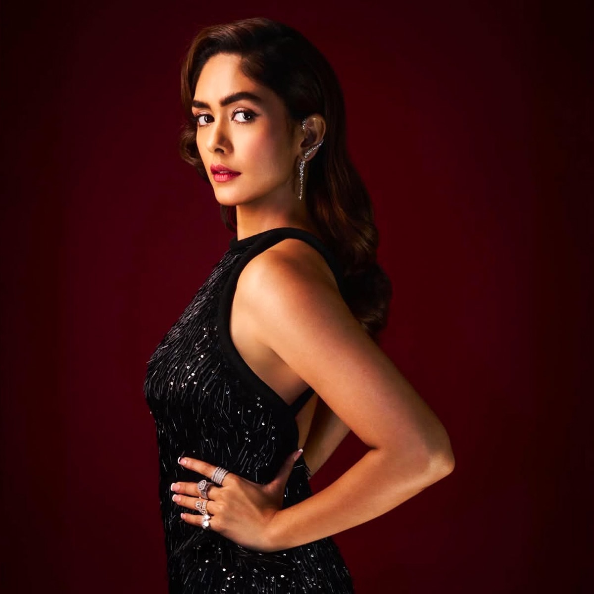 मृणाल ठाकुर