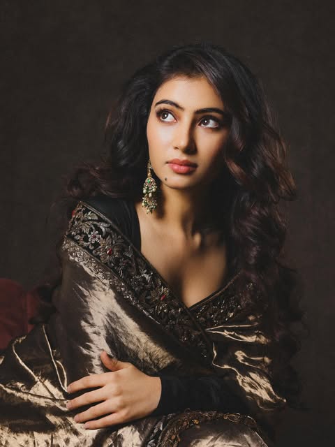 dhurandhar actress Sara Arjun style