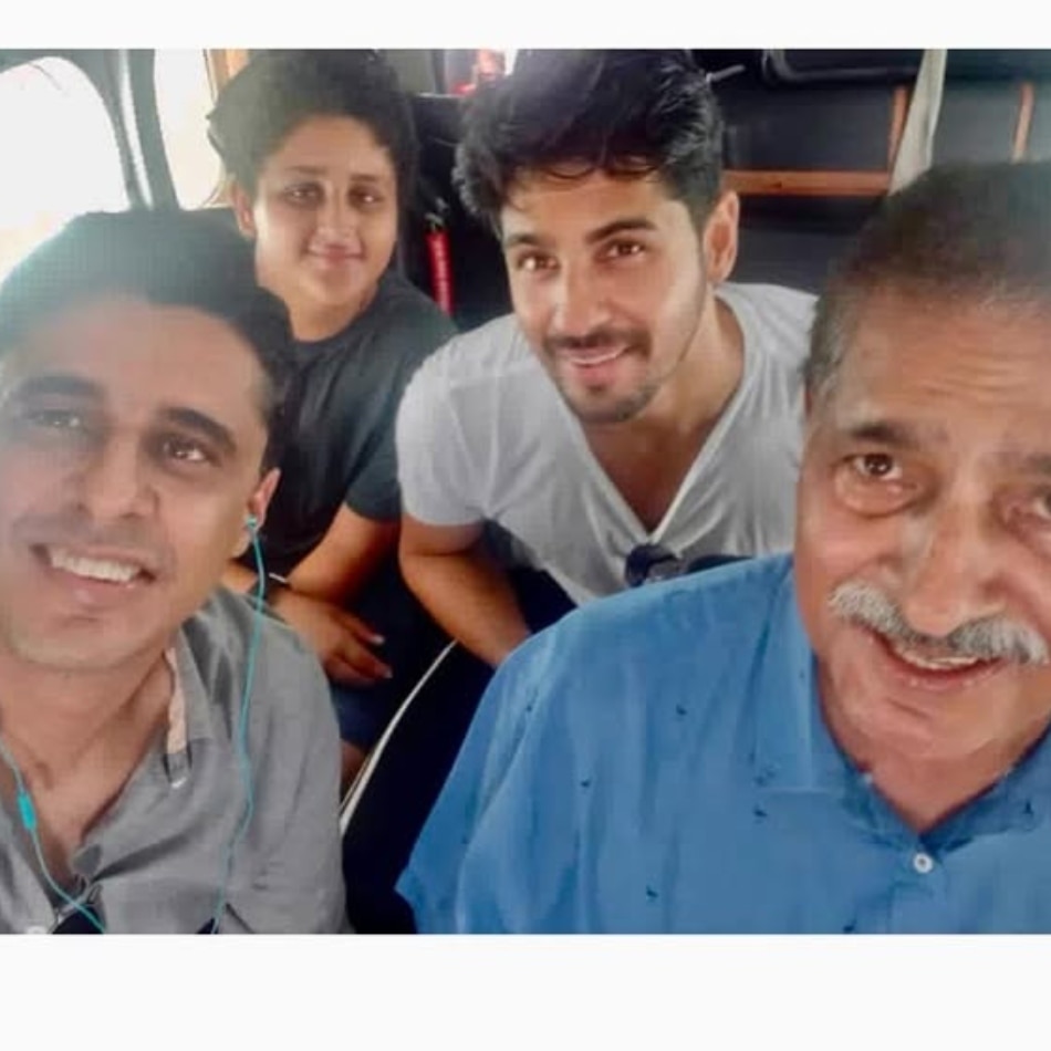 सिद्धार्थ मल्होत्रा, सुनील मल्होत्रा