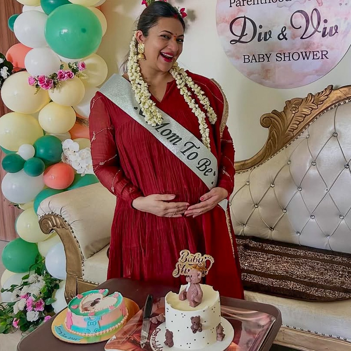 divyanka tripathi babyshower 