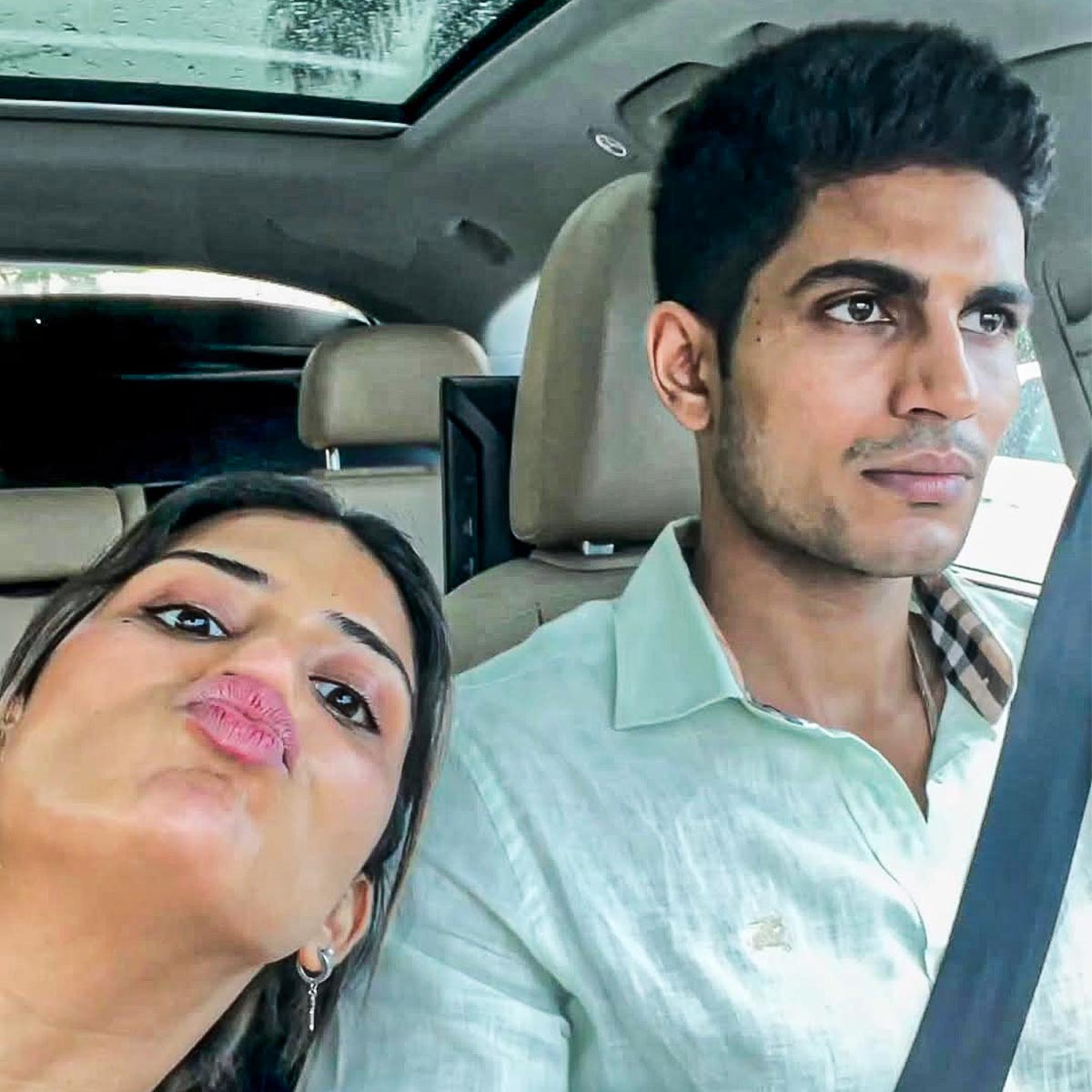  shubman gill sister shahneel gill