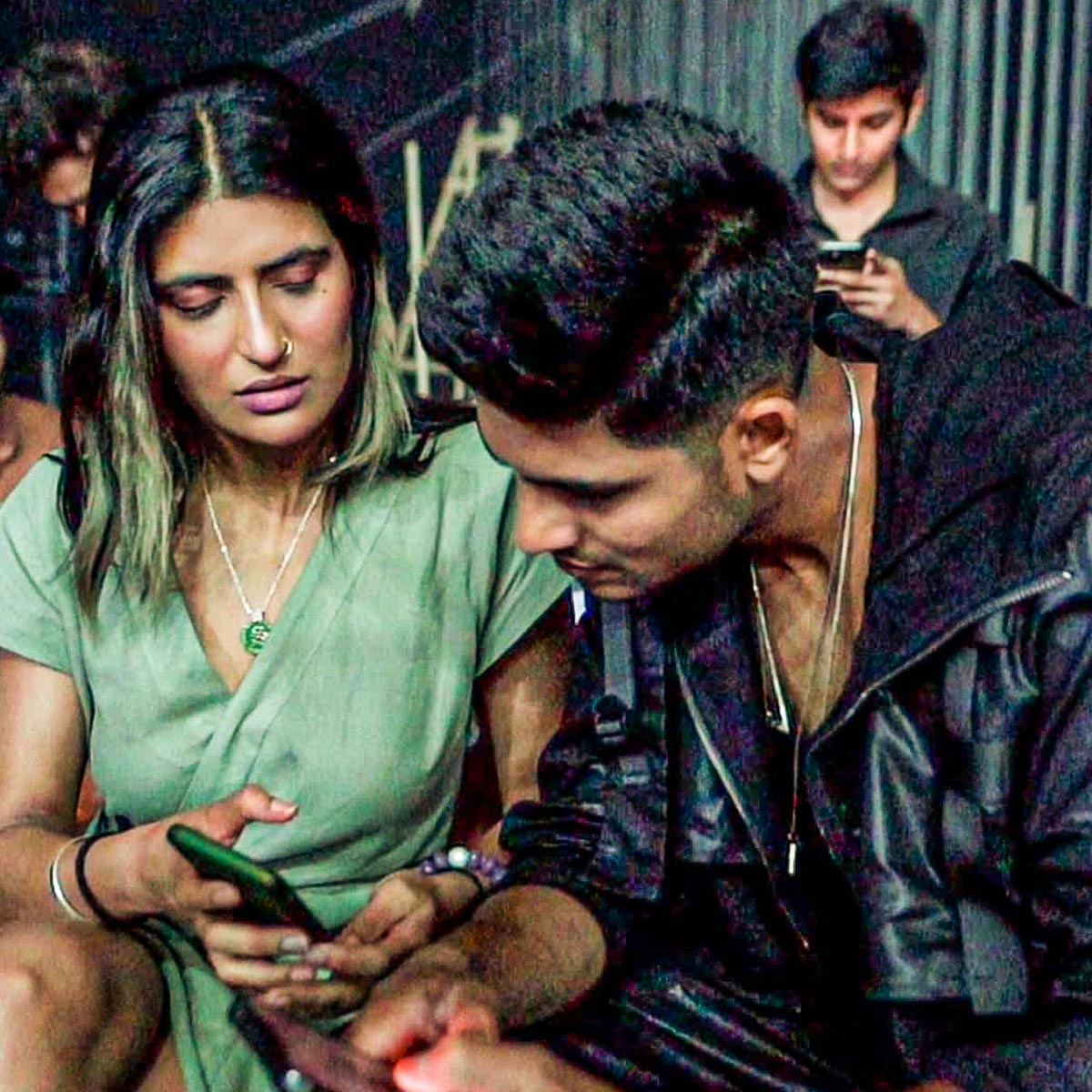  shubman gill sister shahneel gill