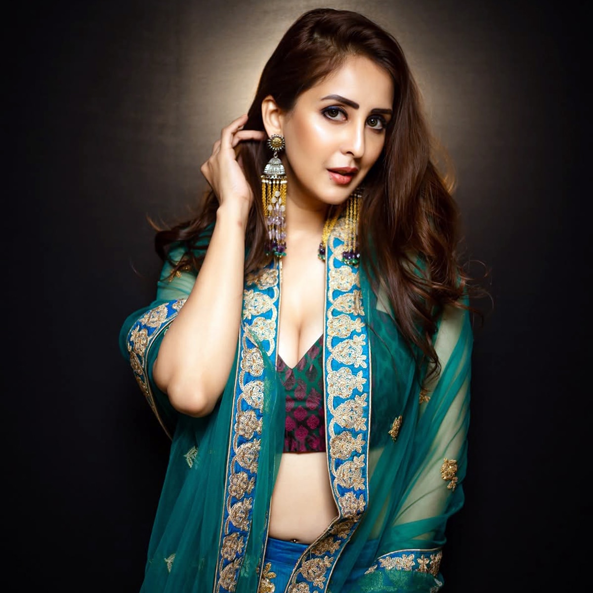 चाहत खन्ना