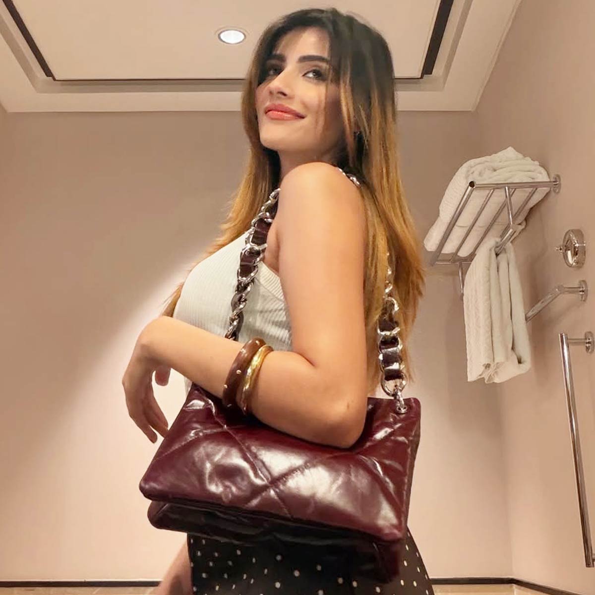 अदिति हुंडई 