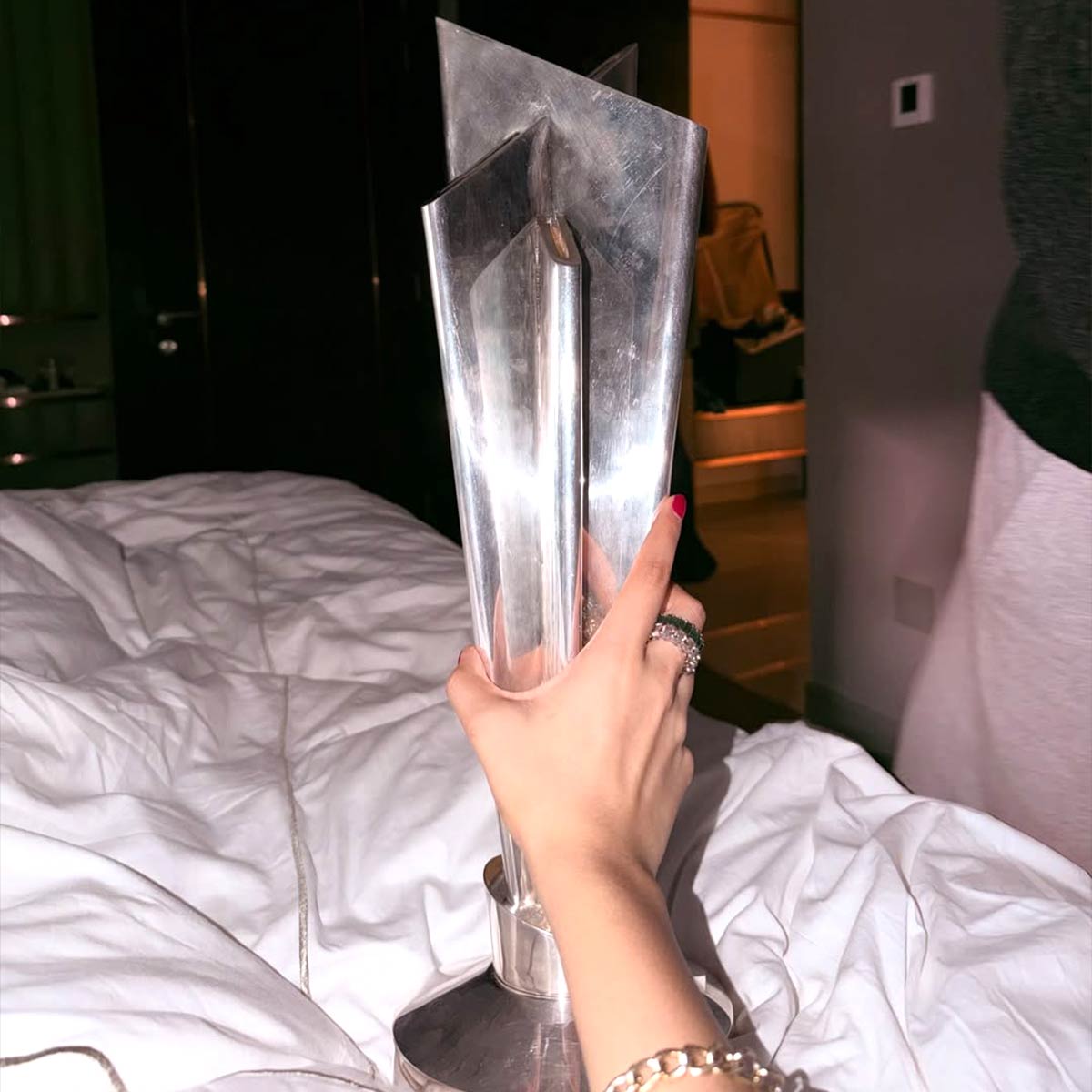 अदिति हुंडई 