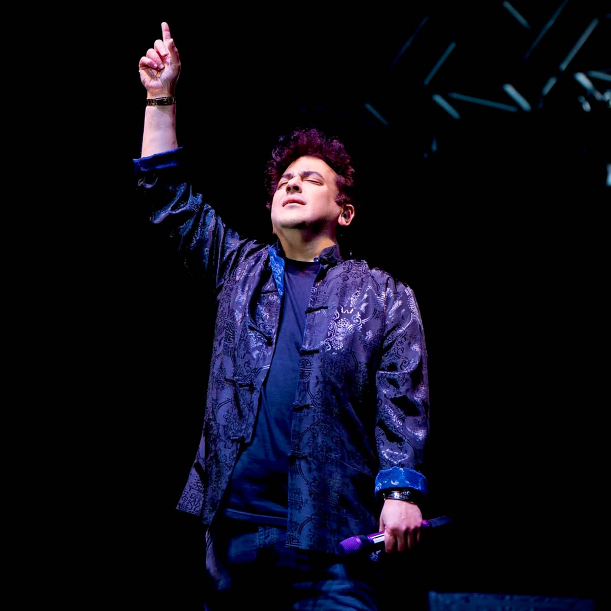 अदनान सामी ने 4 बार की शादी