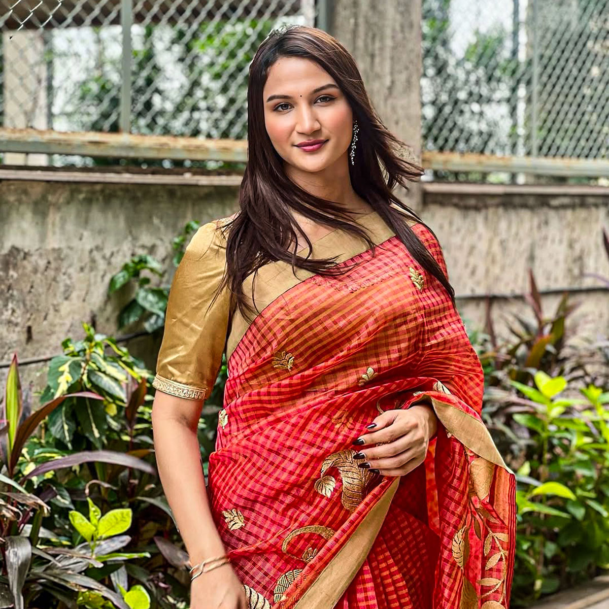 अनाया बांगड़