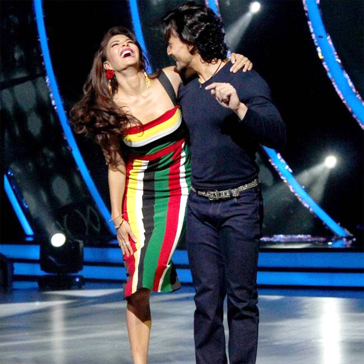 इंटीमेट सीन्स में बहके एक्टर्स