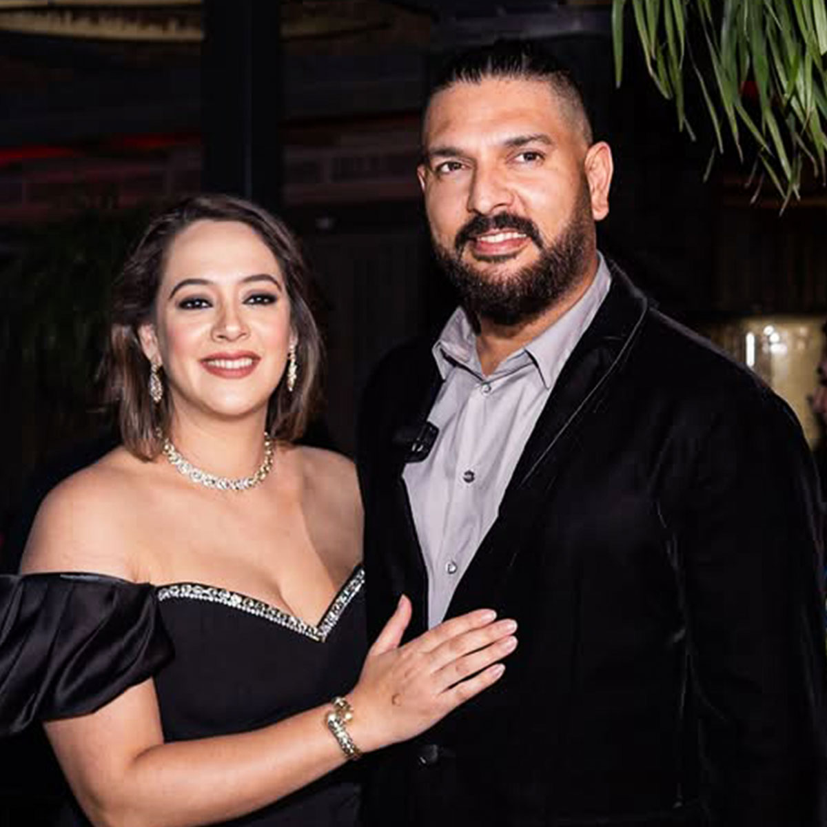 क्रिकेट-बॉलीवुड कपल 