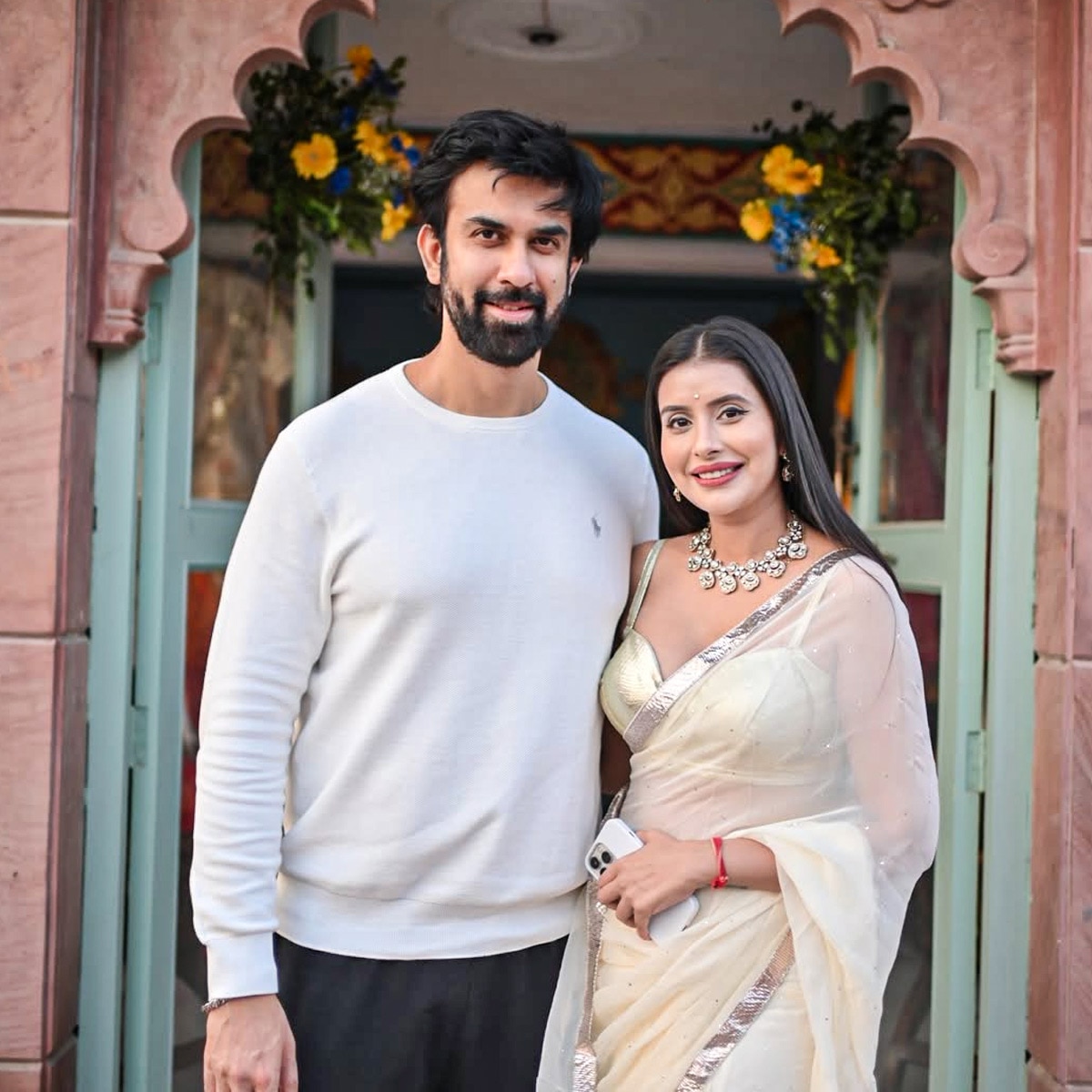 चारू असोपा