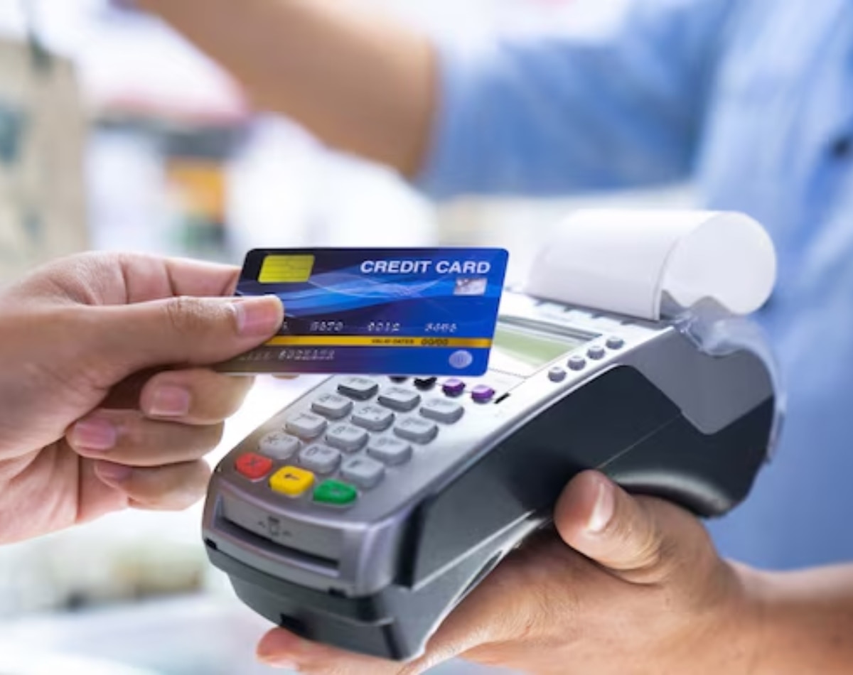 पहला: हाई वैल्यू ट्रांजैक्शंस पर नजर 